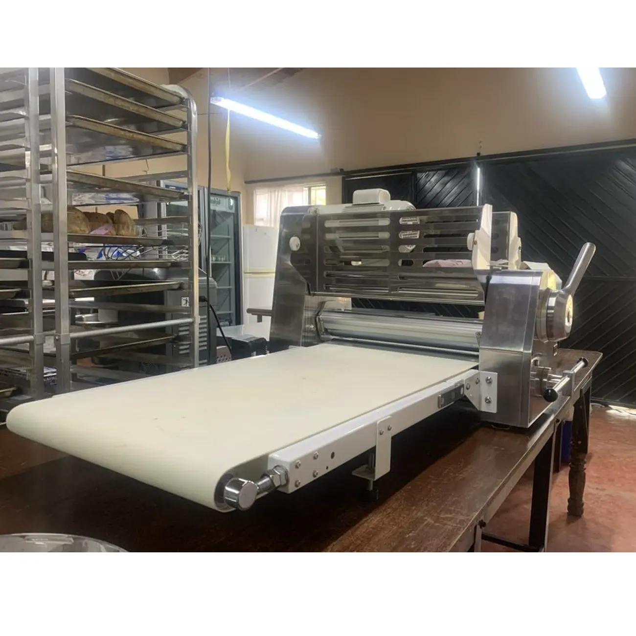 Laminadora De Masa Reversible Automatico Sobre Mesa CRT PROFESSIONAL Jdr520B - Imagen 5